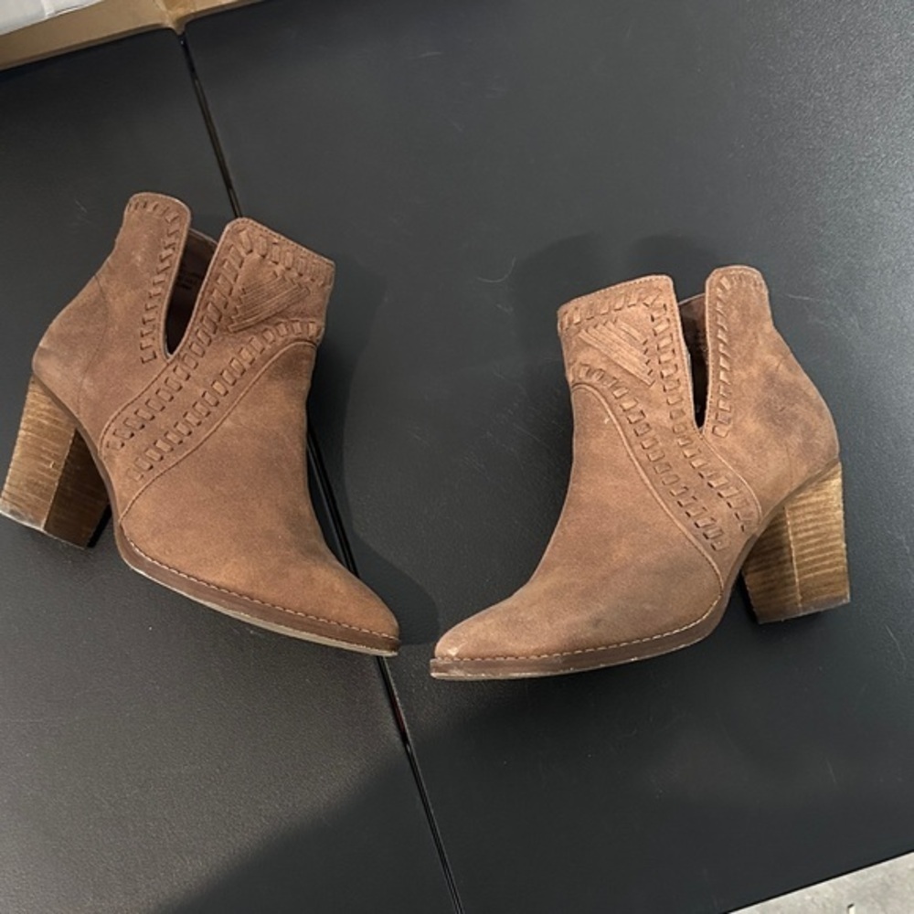 Zigi Soho woman’s Brown pointed toe slip on Ankle Boots - Picture 2 of 7